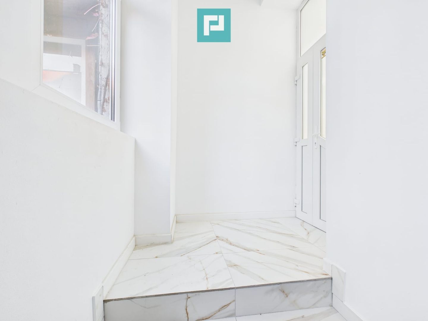 Apartament spectaculos ultracentral de închiriat - Poză 7