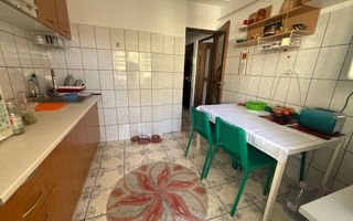 Vanzare Rapida! 3 camere Decomandat, Cug, Biserica Alba - Poză 4