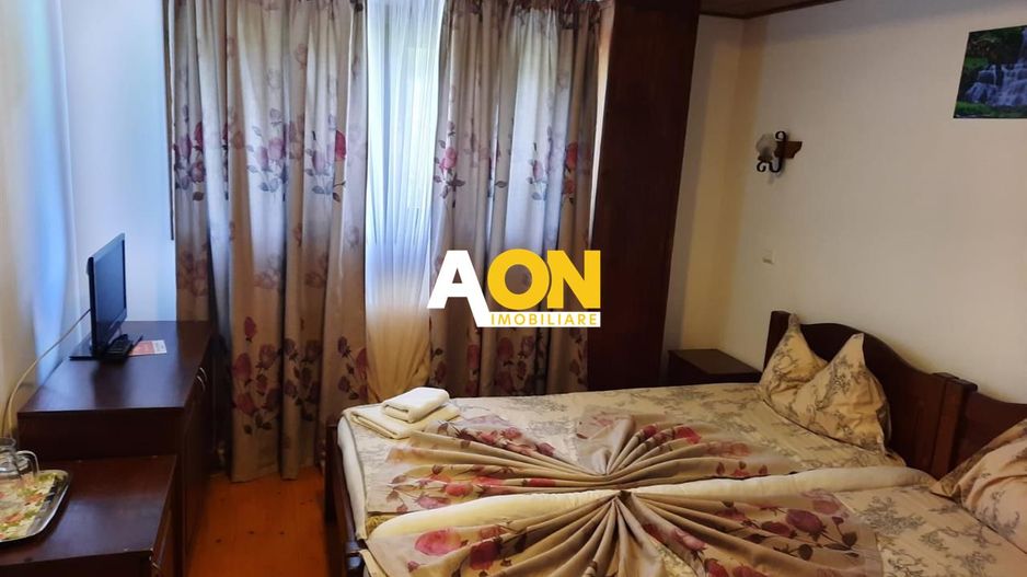 Pensiune in Muntii Apuseni 10 camere 1007 mp teren - Poză 8