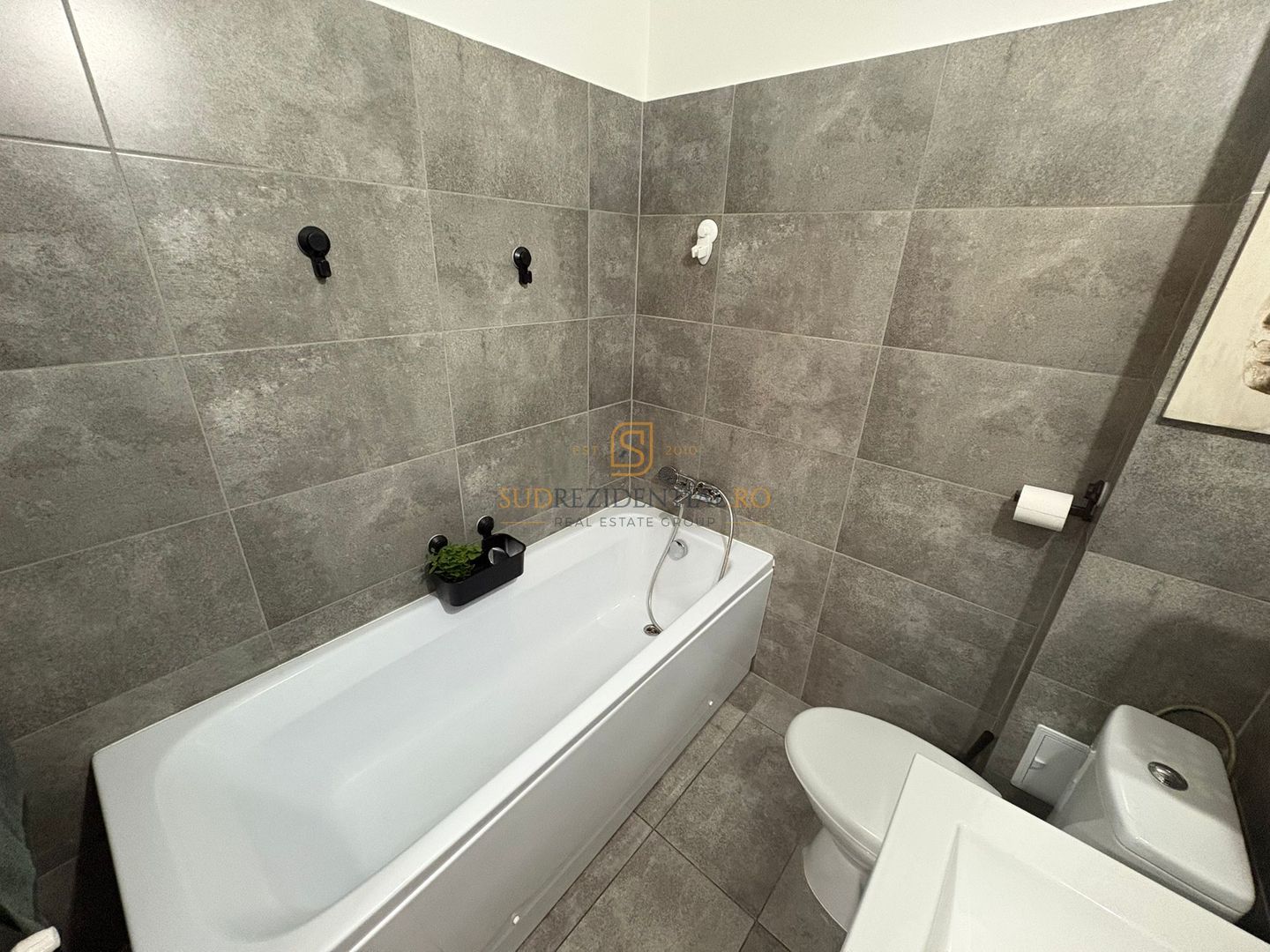 Închiriere 2 camere, zona Postalionului, mobilat si utilat modern - Poză 10