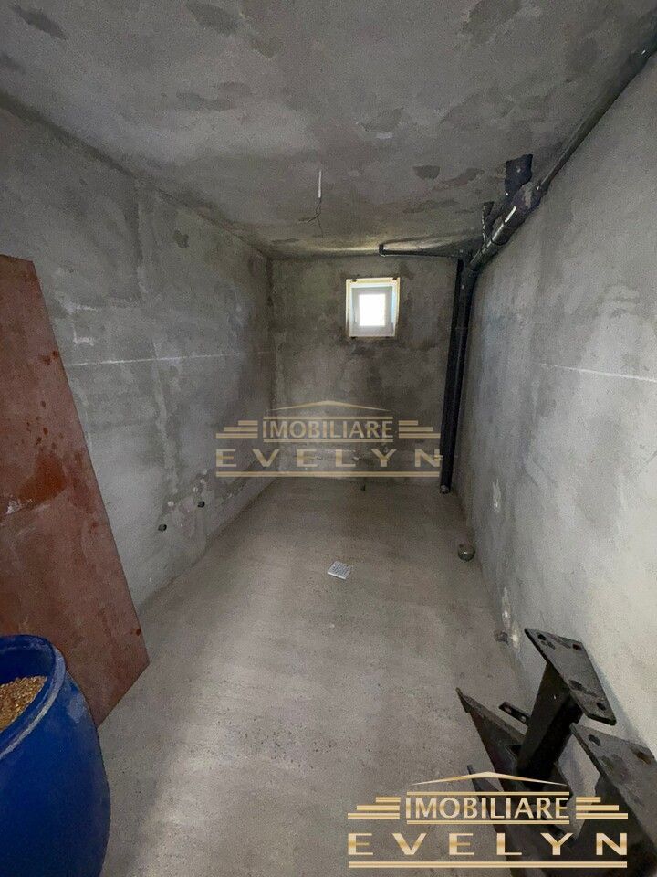 De vânzare casa P+M în Brehuiesti, pozitionata la strada principala - Poză 14