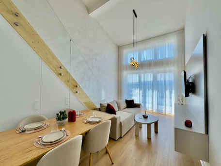 
    ☀️ Aer condiționat inclus în standard
  