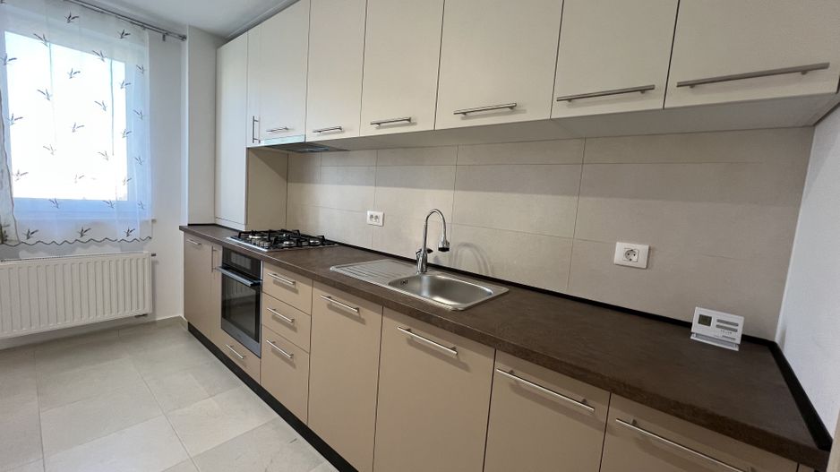 Apartament cu 2 camere in Urban Plaza - Poză 6