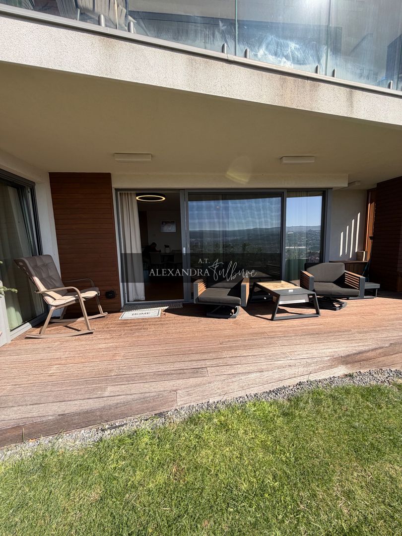 Apartament PREMIUM cu curte, terasă și lift cu acces direct în living - Poză 32