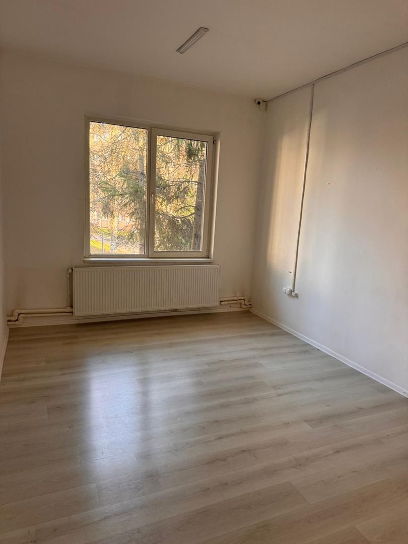 Cladire birouri / spatiu comercial - 584 mp  - Comision ZERO - Poză 13