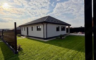 Casă de vânzare în Cercu, Bârnova - Poză 3