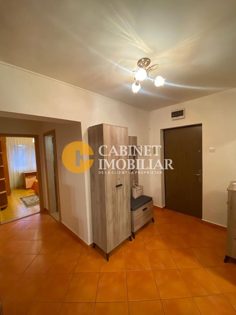 GARĂ - 3 CAMERE DECOMANDAT - ETAJ 1 - Bloc Tip Vilă - Poză 4