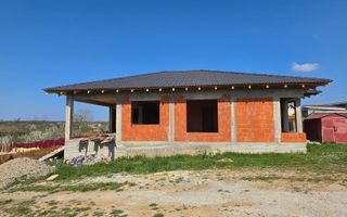 Casă la roșu în localitatea Cheriu - Poză 2