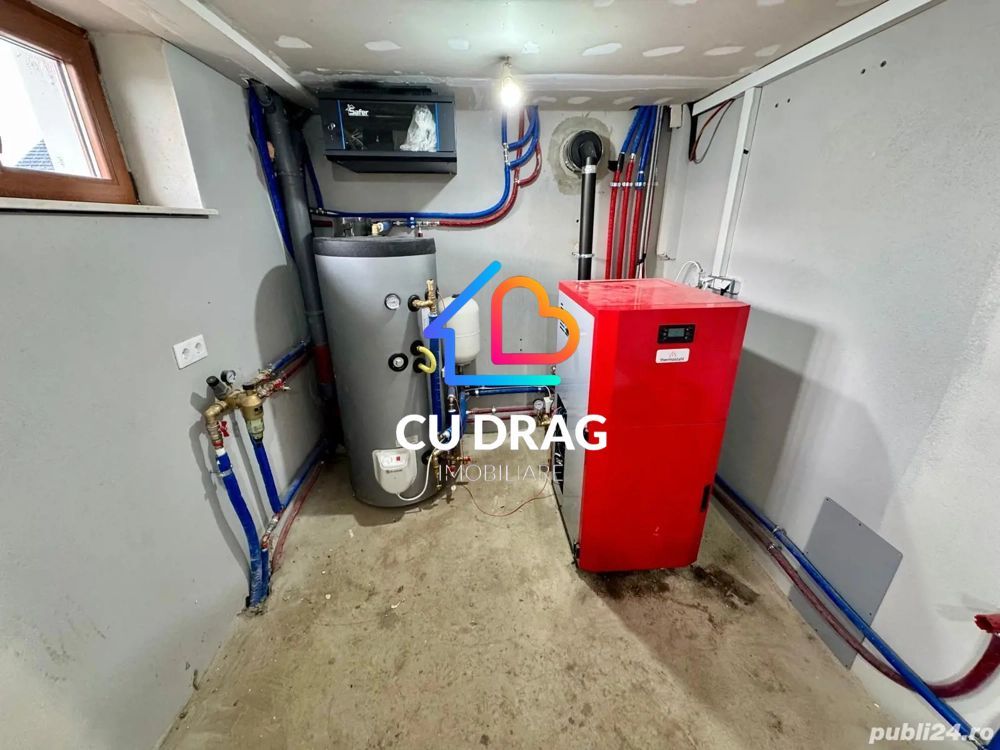 Casă cu priveliste panoramica spre Sibiu  situata in Sura Mare - Poză 6