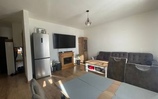 Apartament 3 camere--Turnisor | Decomandat | Balcon 10 mp | Parcare privata - Poză 8