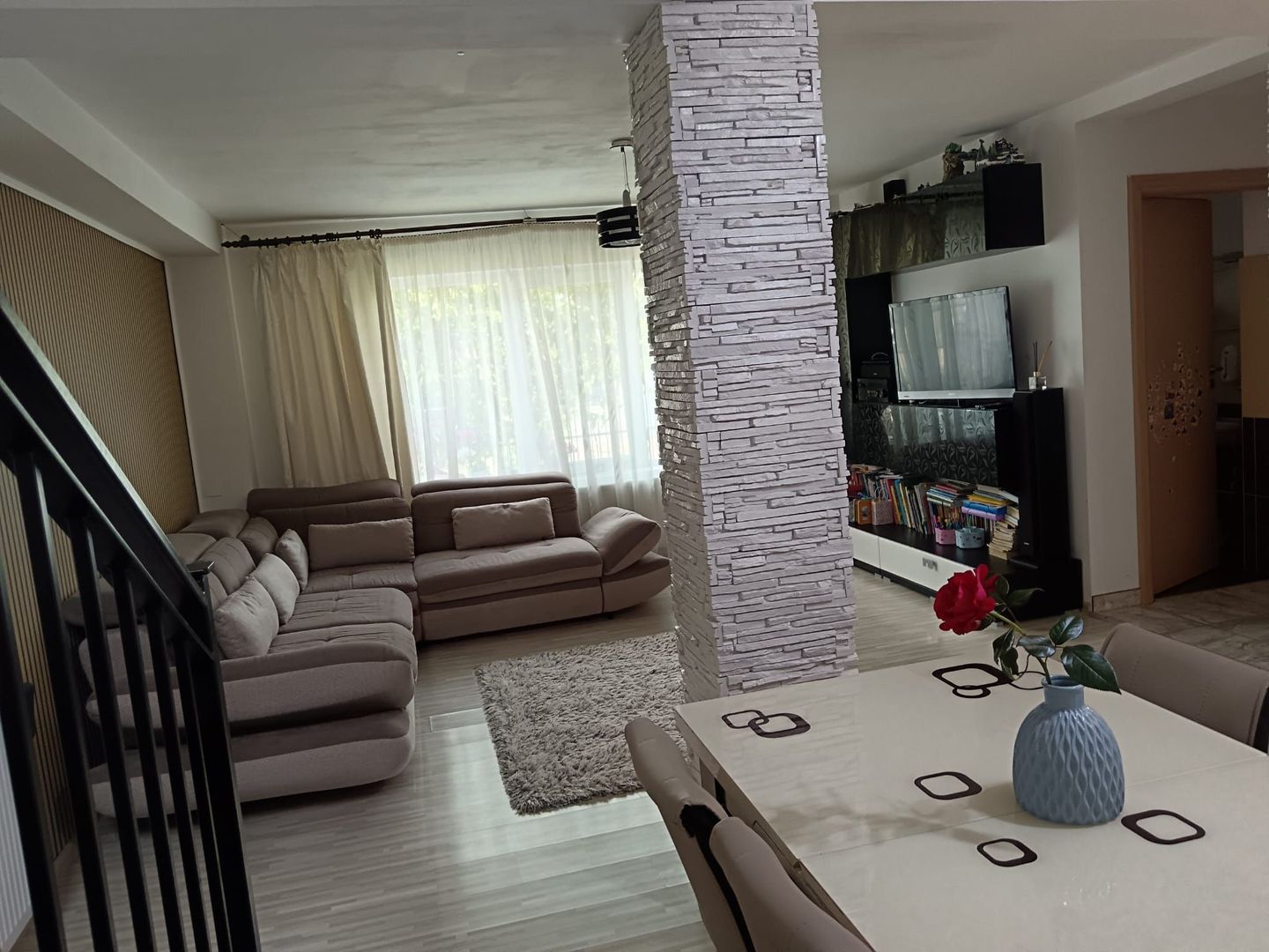 Giroc-Satu Batran | Casa individuala | 3 Camere | Mobilata-Utilata | Garaj - Poză 4