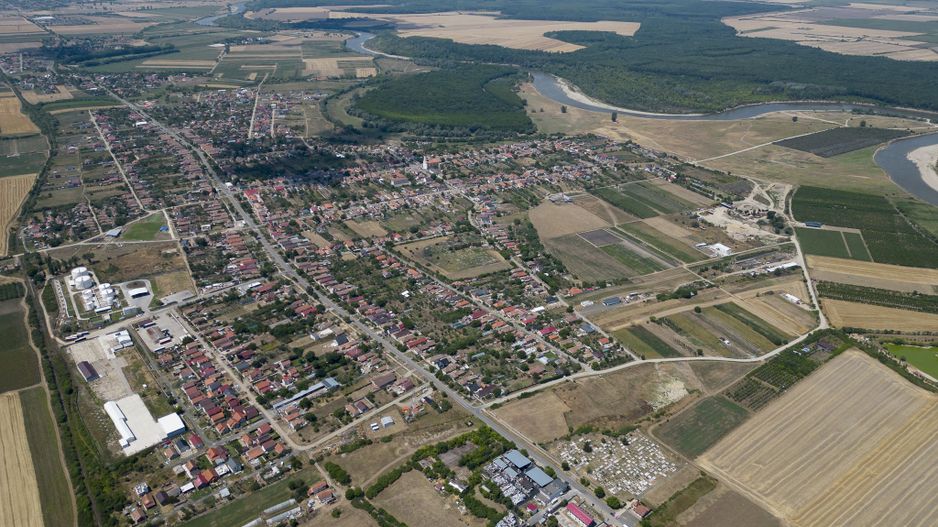 Teren intravilan 6.005 mp in Zădăreni - Poză 13