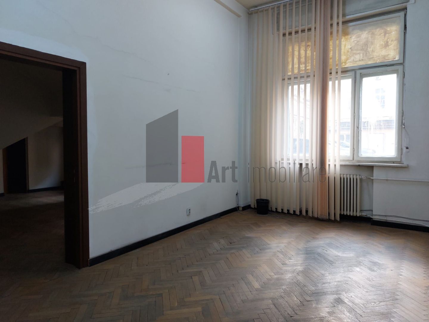 Spatiul "APALA",  Sala Palatului, imobil  birouri, 97 mp, FARA RISC SEISMIC - Poză 1