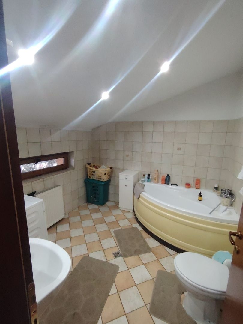 Vilă elegantă /P+1+M/Colentina - Poză 11