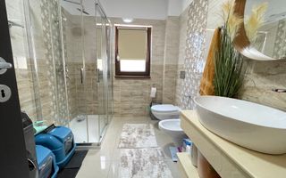 Locuinta eleganta cu finisaje premium - Poză 10