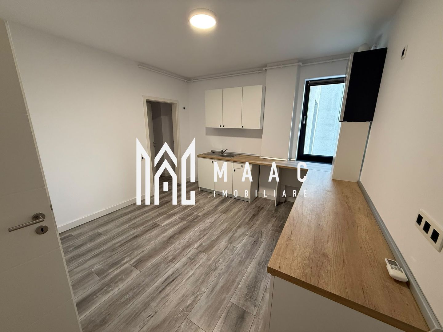 Apartament 3 camere de închiriat | Sibiu, Calea Dumbrăvii | 115 mp - Poză 5