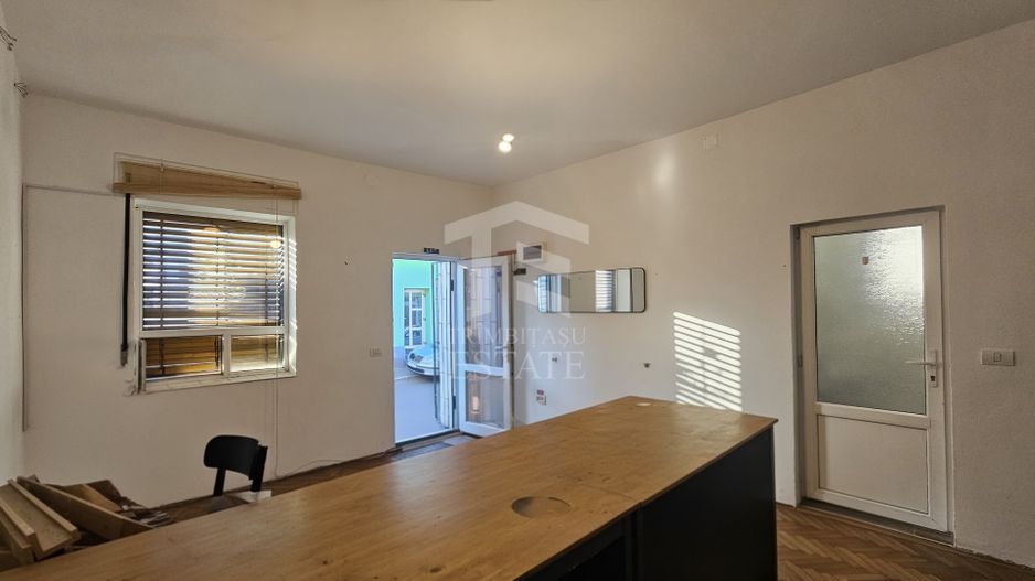 BRASOV - SPATIU COMERCIAL 24 MP - Poză 2