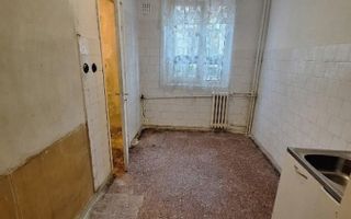 DE VANZARE AP 3 CAMERE 63 MP DRUMUL TABEREI | DECOMANDAT | METROU - Poză 4