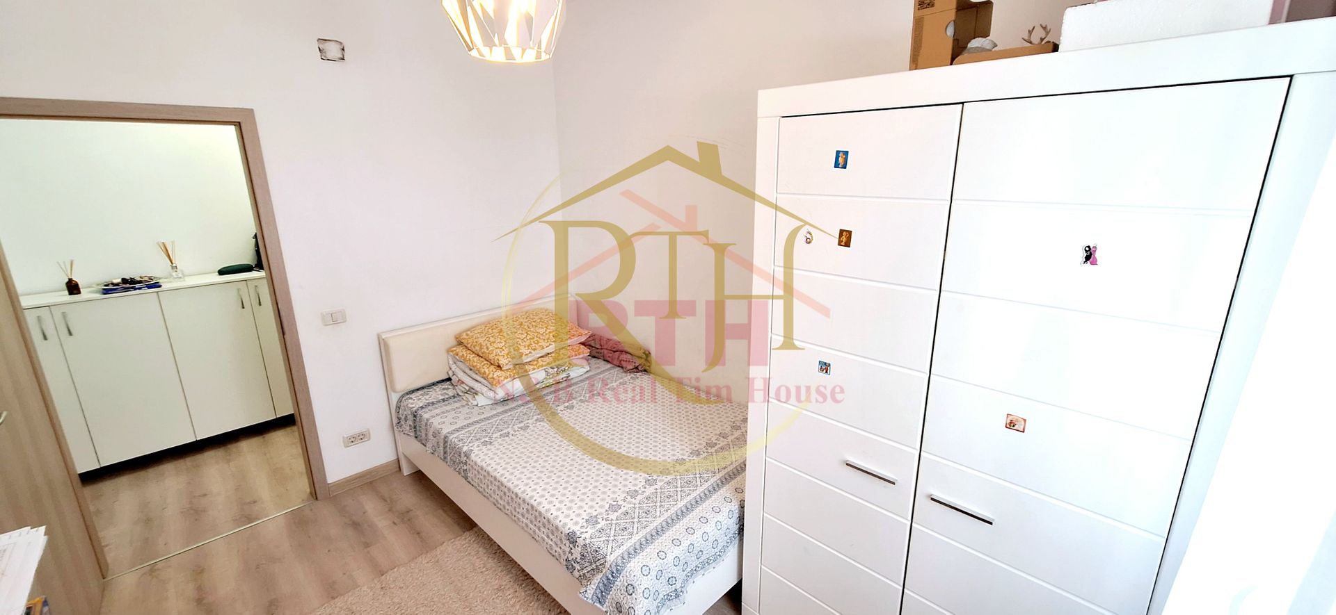 Vand apartament 3 camere mobilat si utilat, Giroc, Bulevardul Soarelui - Poză 14