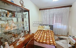 Apartament cu 3 camere, etaj 3, 2 bai, 2 balcoane, zona PIATA TRAIAN; - Poză 7