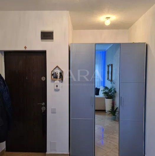 Apartament la cheie, mobilat, utilat, parcare inclusă. Mutare imediată - Poză 7