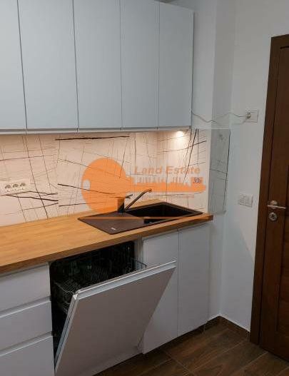 Apartament cu 3 camere in zona Crangasi - Poză 2