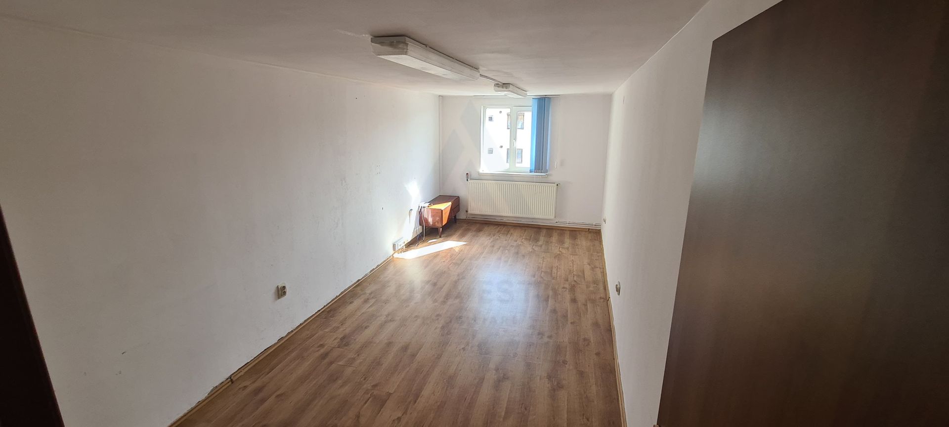 Spațiu birouri 68 mp utili 4 camere hol acces si balcon Bvd Victoriei - Poză 8