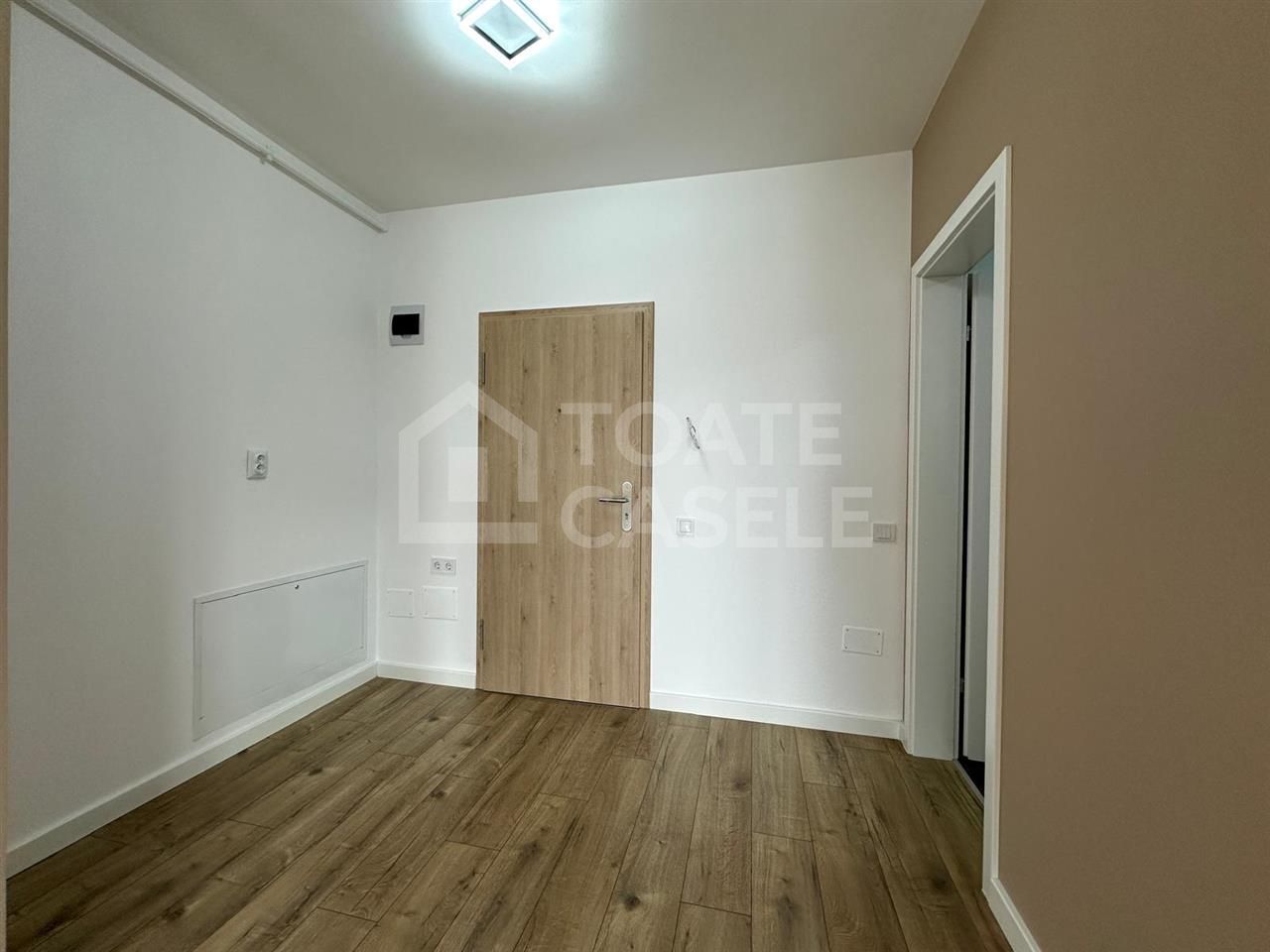 Apartament modern cu 2 camere si balcon – zona BMW - Poză 3