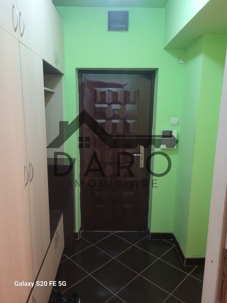 Apartament de inchiriat cu  o cameră etaj 1 pe strada munteniei - Poză 4