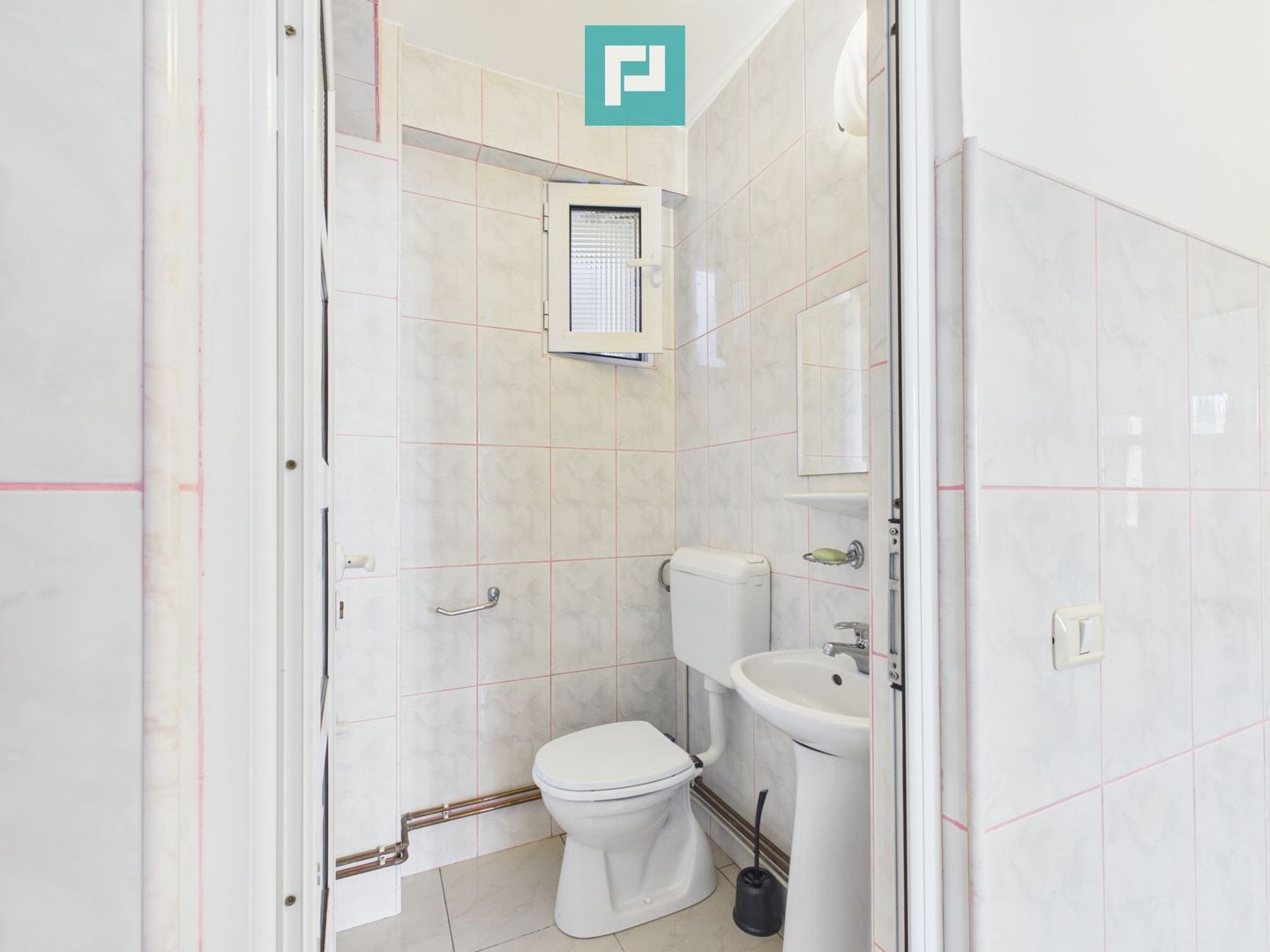Imobil central cu destinație medicală, Arad - Poză 8