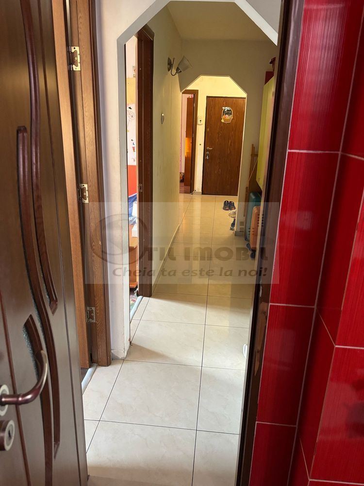 Apartament 3 camere decomandat Nicolina – 67 m² – Etaj 4/4 – 115.000 € - Poză 7