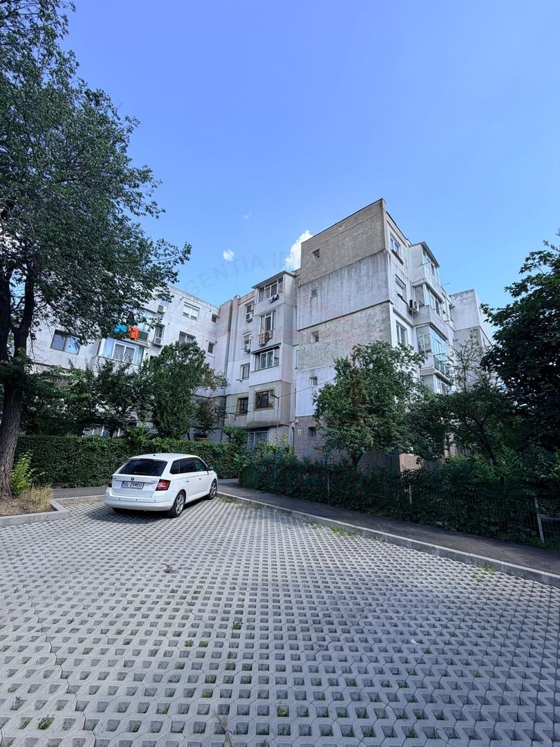 Vanzare apartament cu 4 camere in Micro 13, etaj 3, pret 65 000 euro - Poză 20