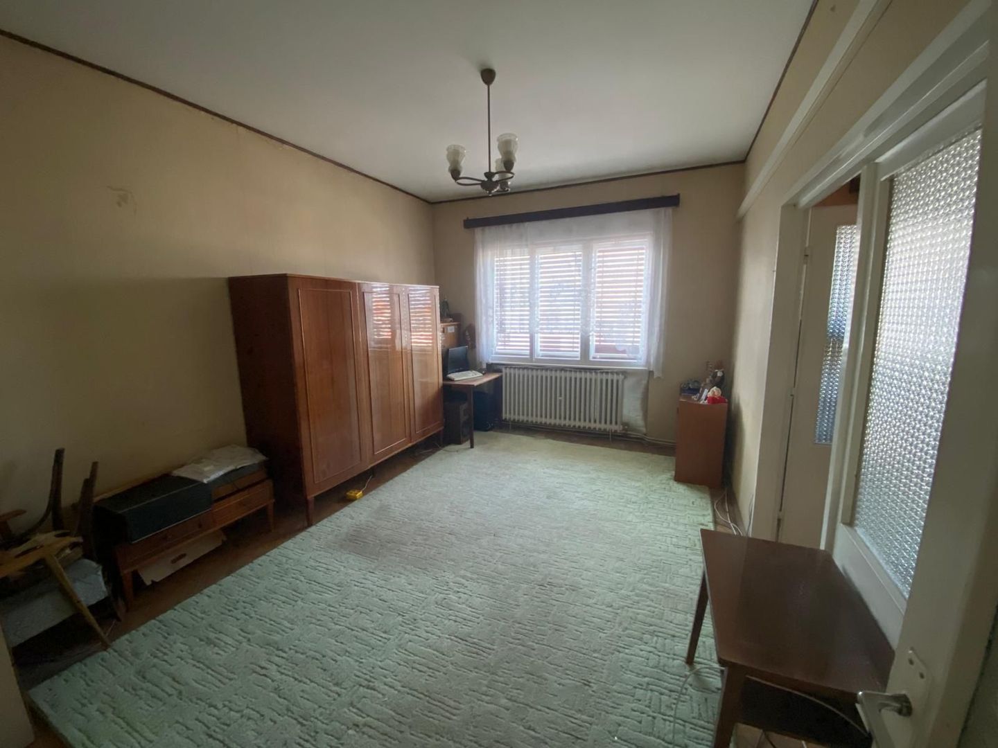 BRASADAS vinde ap cu 3 cam și garaj Piata Mare. - Poză 2