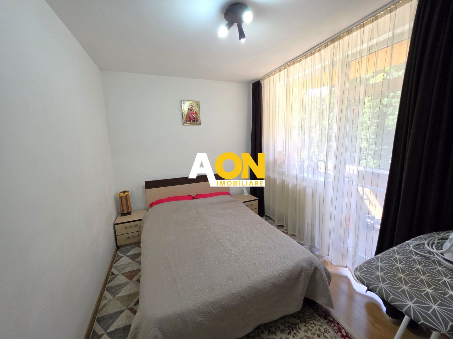 Apartament 3 camere, 2 balcoane, decomandat, mobilat, utilat, Ampoi 3 - Poză 8