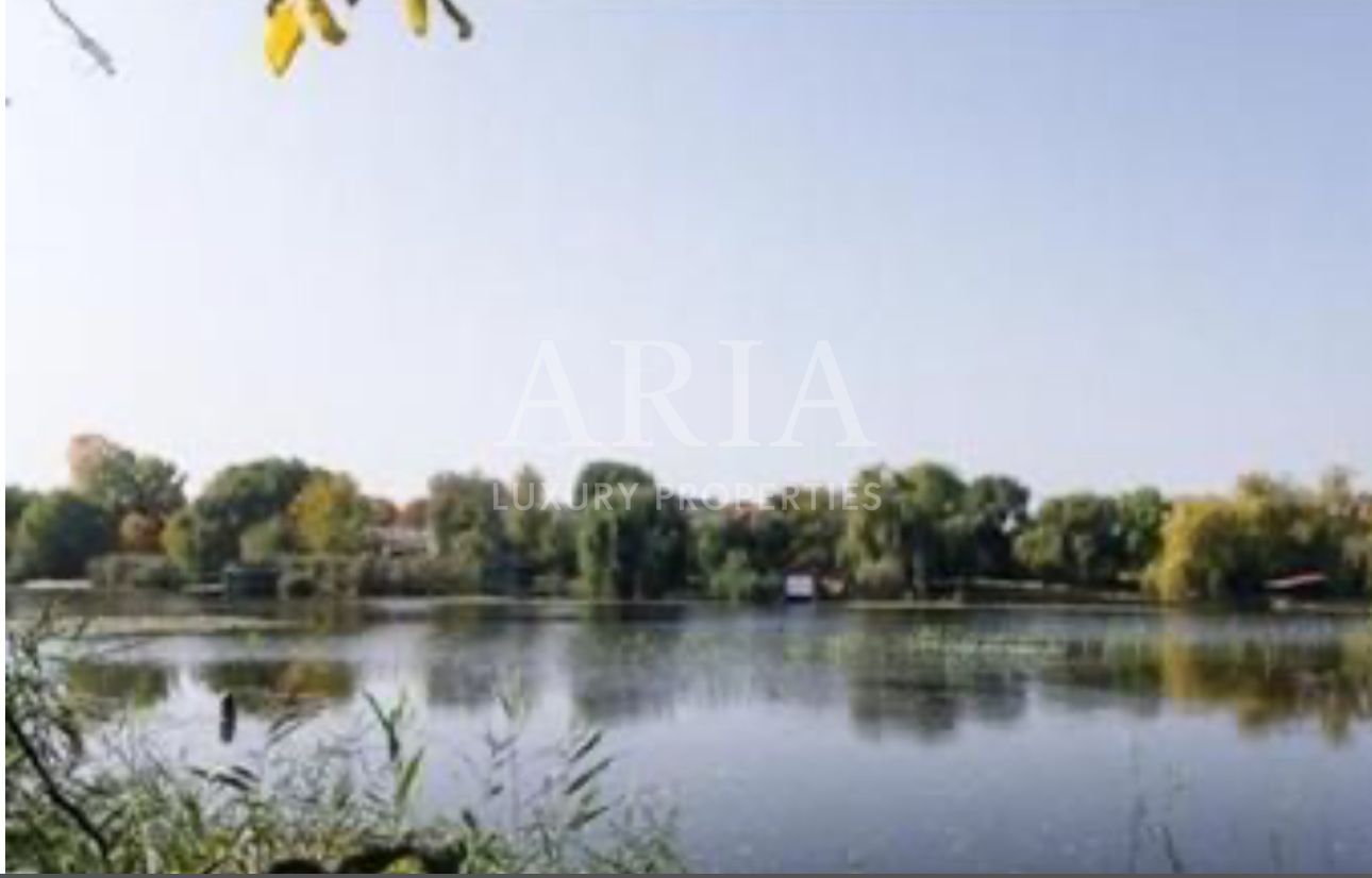 VILA SNAGOV | DESCHIDERE LA LAC - Poză 1