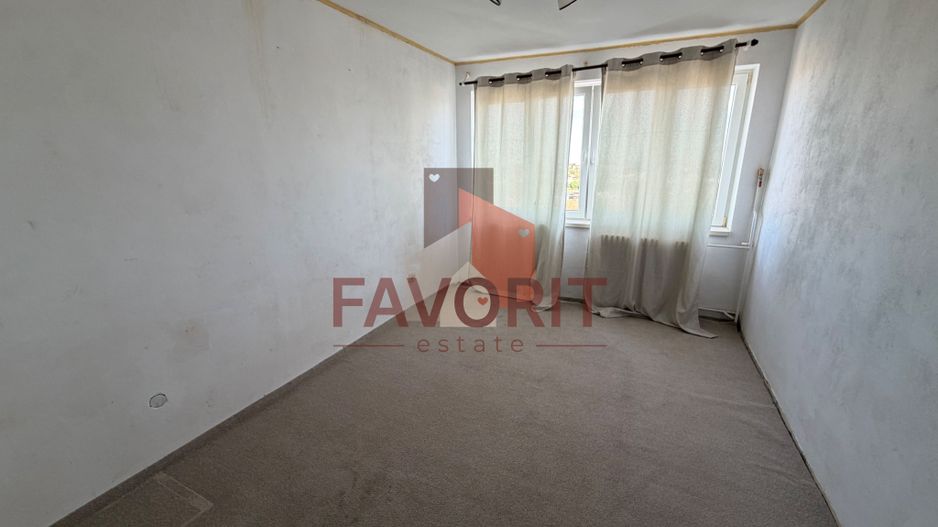 Disponibil imediat. Pozitie excelenta. Bloc izolat - Poză 15