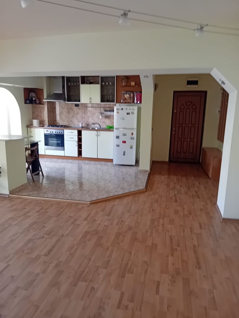 Apartament 3 cam, 86 mp, etaj 2/4, zona IC Frimu - Poză 10