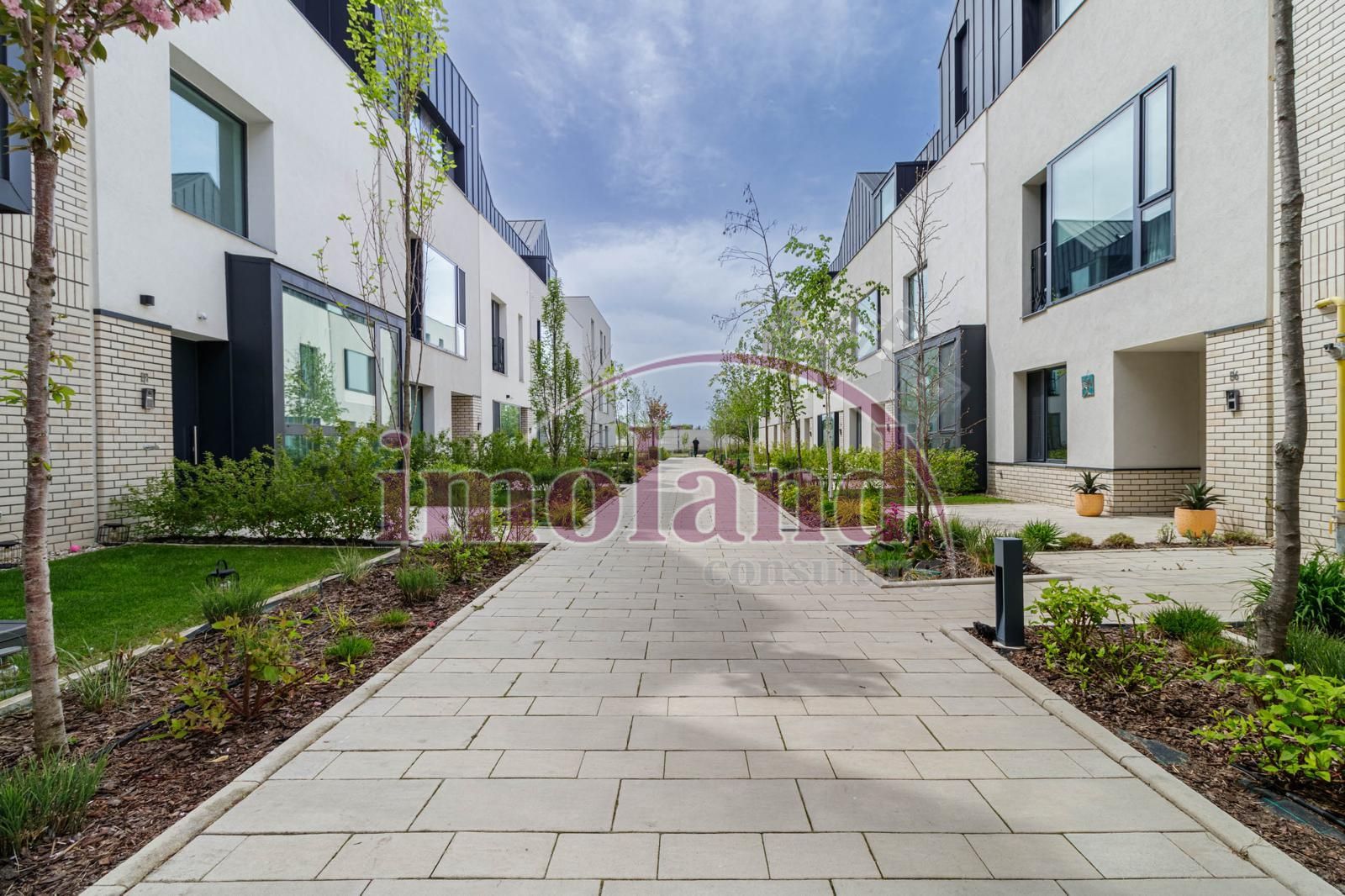 Vanzare - Townhouse 6 camere - mobilat + 2 locuri parcare Avalon Estate - Pipera - Poză 1