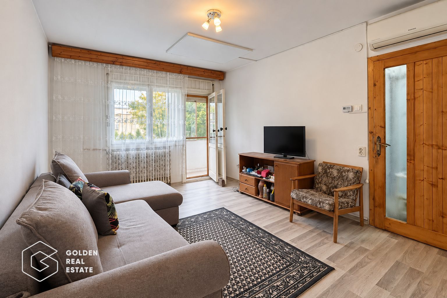 Apartament 2 camere, etajul 1, Bulevardul Revolutiei, Podgoria - Poză 1