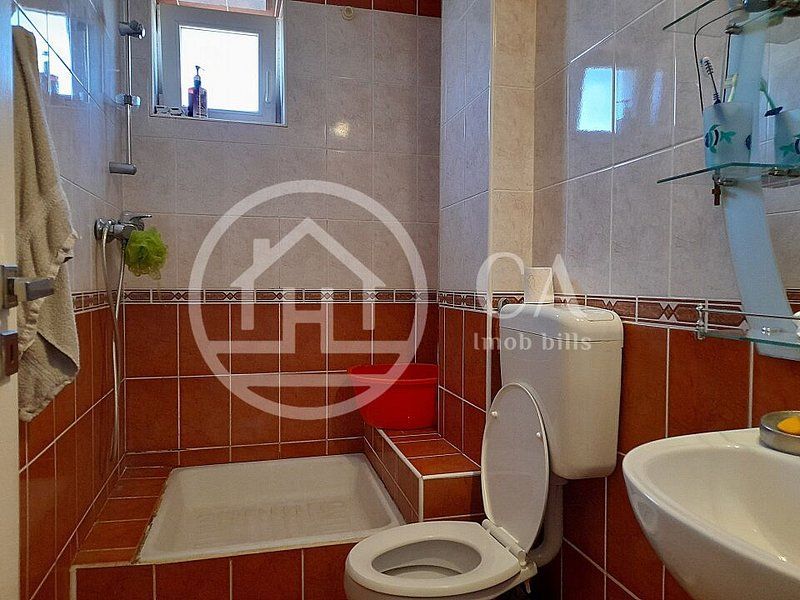 Apartament cu 4 camere de vanzare in Velenta, Oradea - Poză 9
