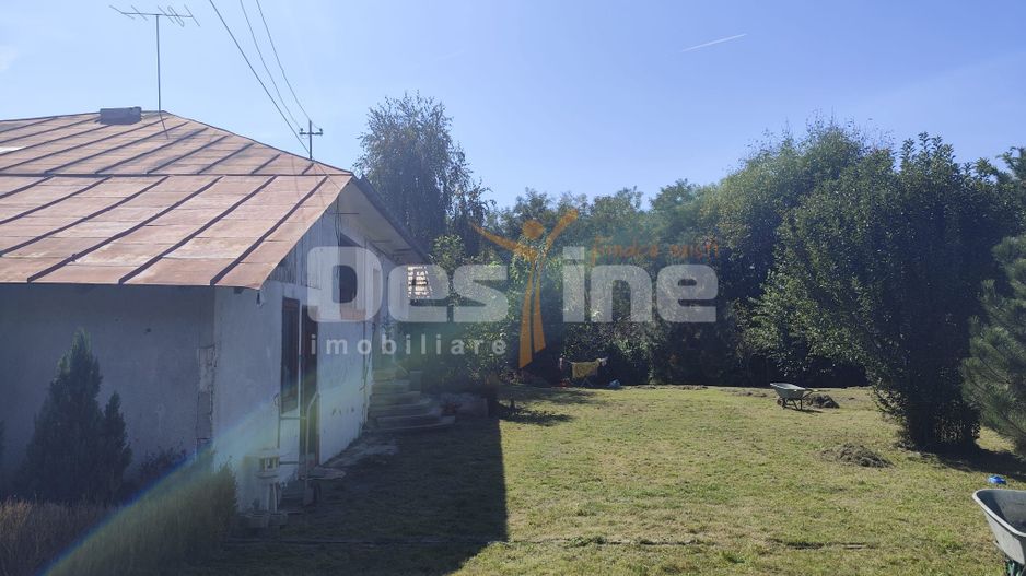 Casa din Caramida + 4000 mp teren  central Drajna Ogretin! - Poză 15
