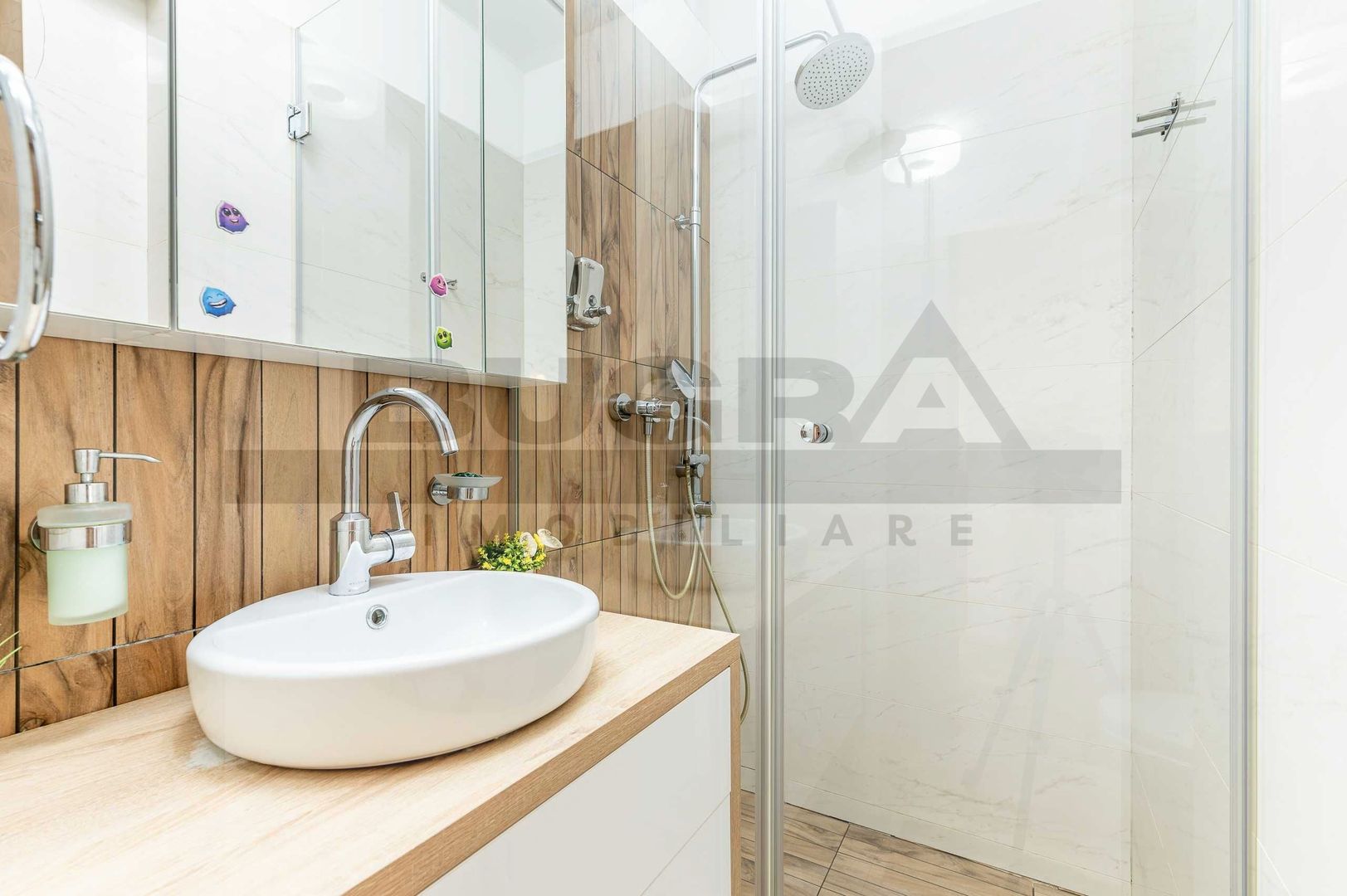Apartament premium cu 4 camere, 128 mp, parcare, zona Platinia - Poză 4