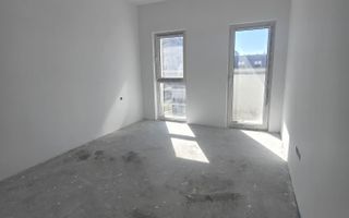 COMISION 0% APARTAMENT 2 CAMERE FINISAT STRADA EROILOR - Poză 2