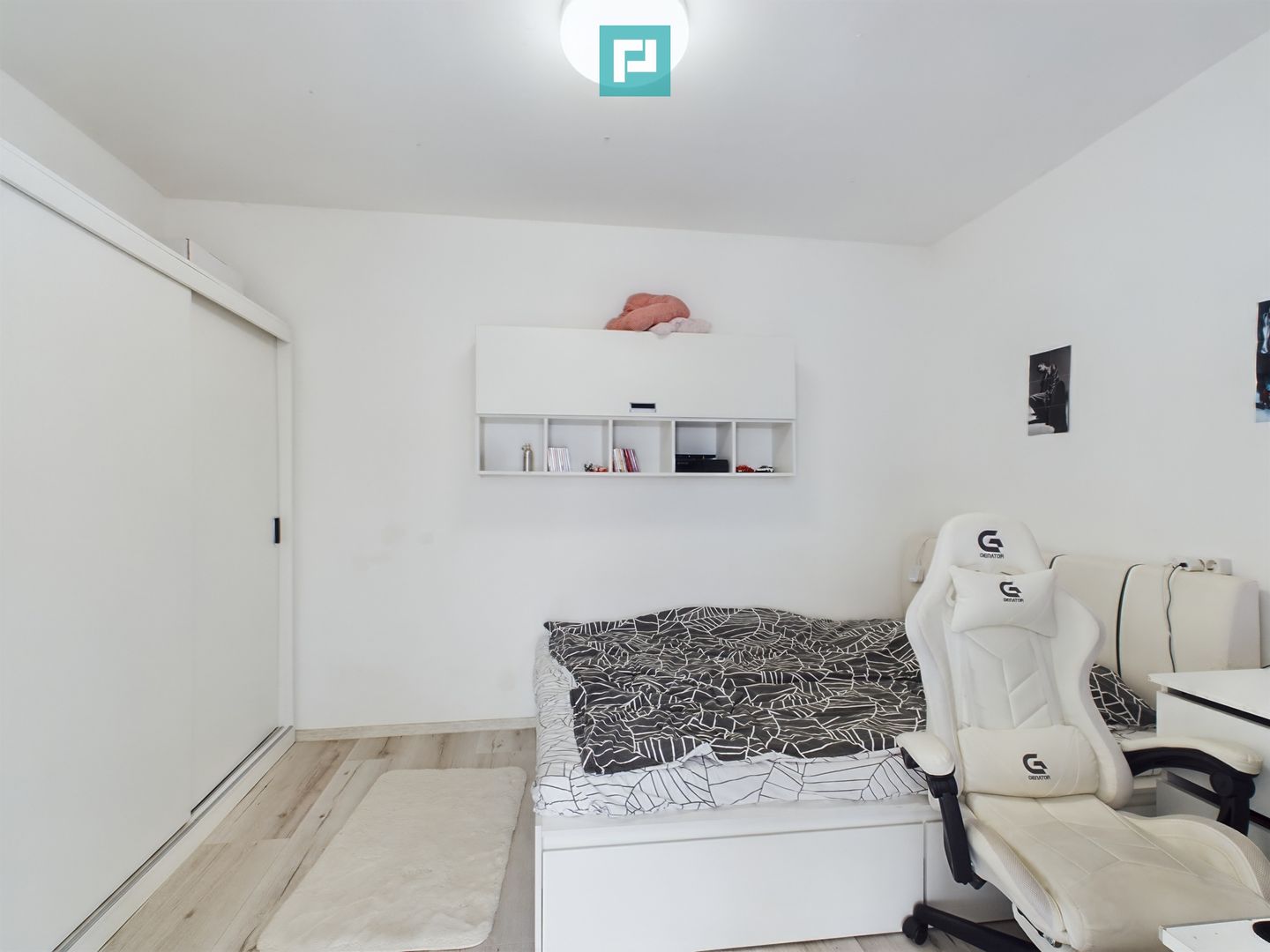 Casă Individuală tip Parter și Mansardă zona Girocului - Poză 8