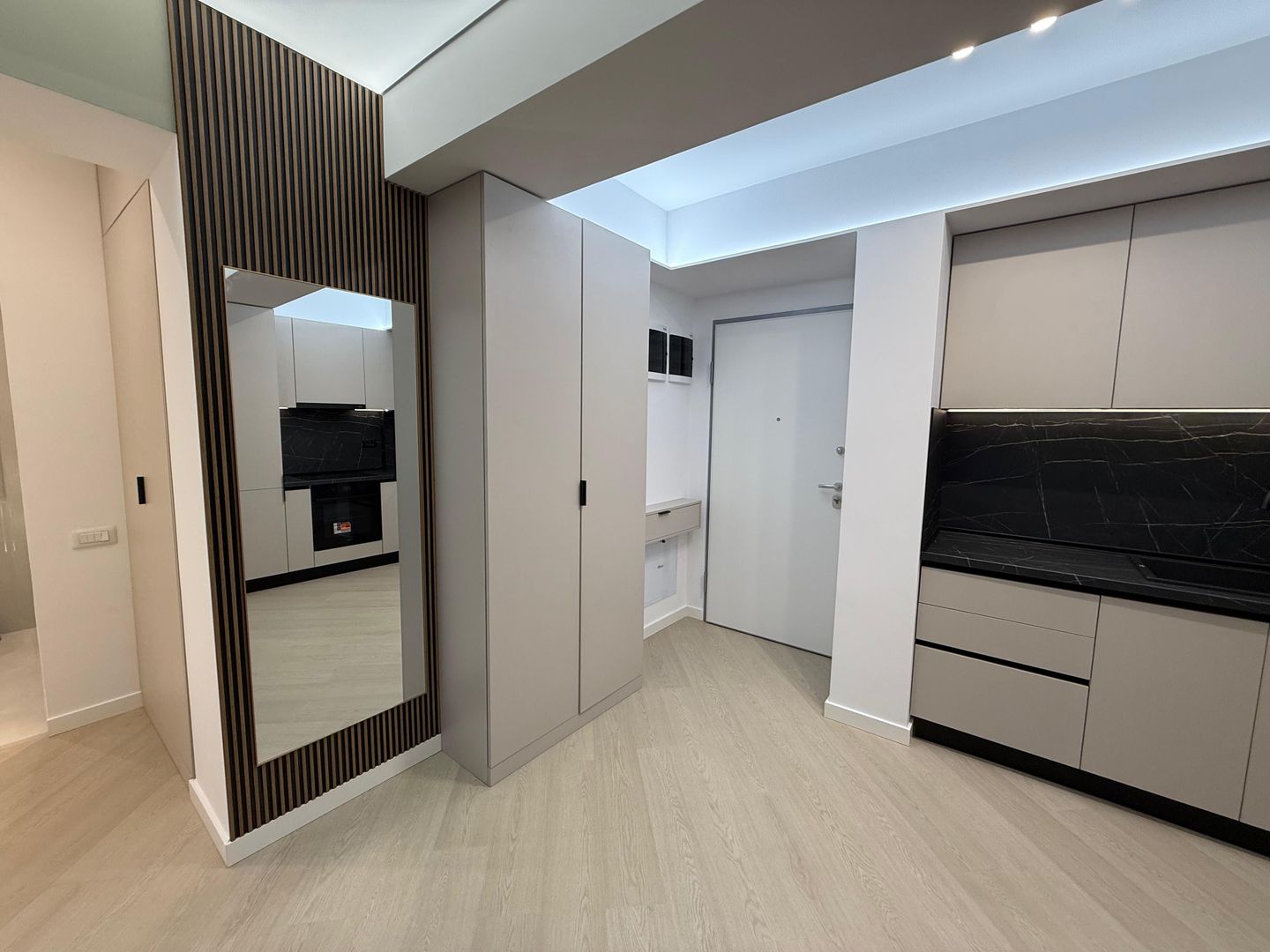 Apartament 2 camere de inchiriat  | Cortina North - Poză 4