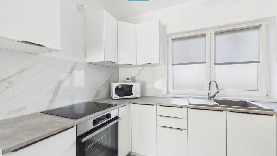 Casă înșiruită în Via Carmina- Vladmirescu - Poză 7