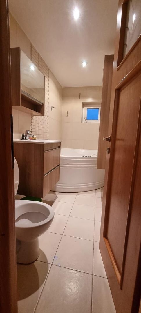 🏡 De închiriat: Apartament de 4 Camere, Confort & Stil - Timpuri Noi ✨ - Poză 7