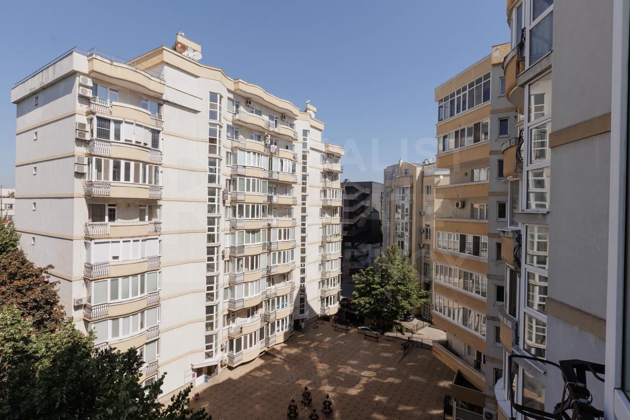 Chirie, apartament, 4 camere, str. Mihai Eminescu, Centru - Poză 22