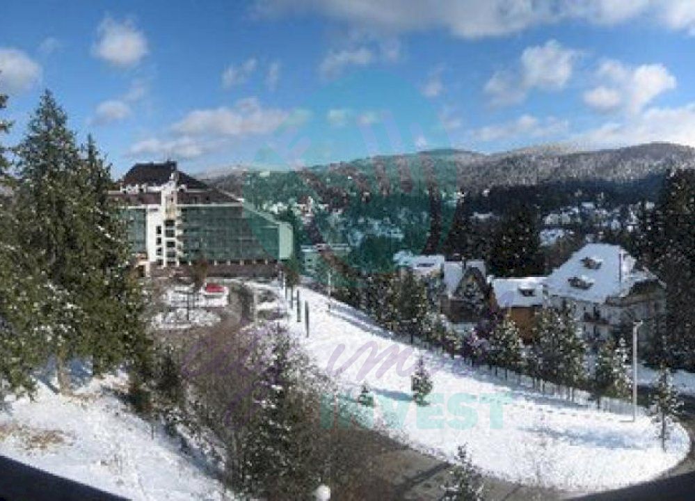 Vila cu 24 de camere cu priveliste superba ideal investitie in PREDEAL - Poză 51