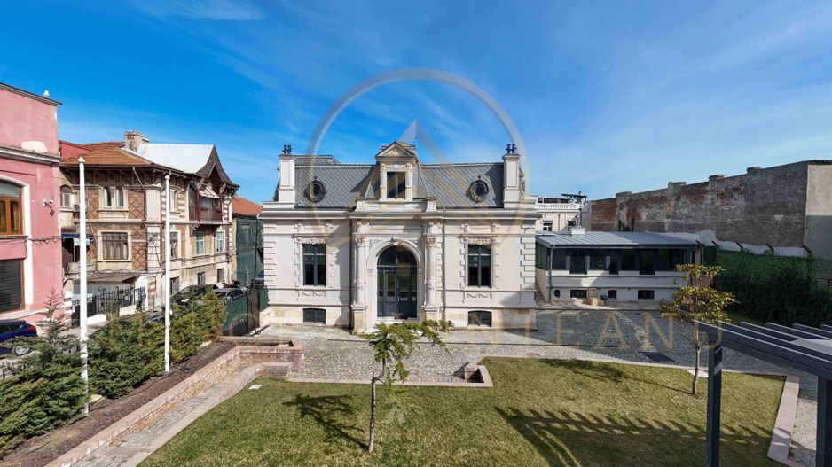 Vilă istorică de vânzare în Peninsula Constanța - Poză 1